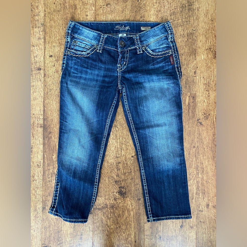 Silver McKenzie Capris! Size 27